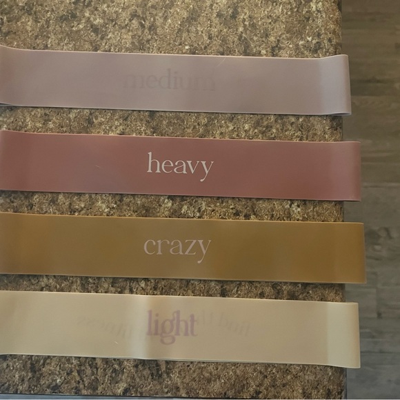 Blogilates Loop Bands - Picture 4 of 4